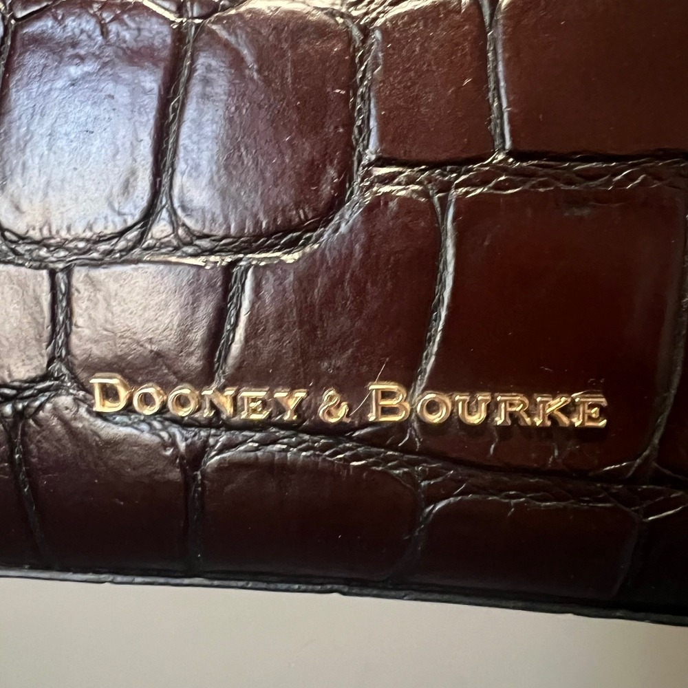 Dooney‎ & Bourke Denison Brielle Espresso Croc Embossed Leather Tote Black Trim - Picture 4 of 16